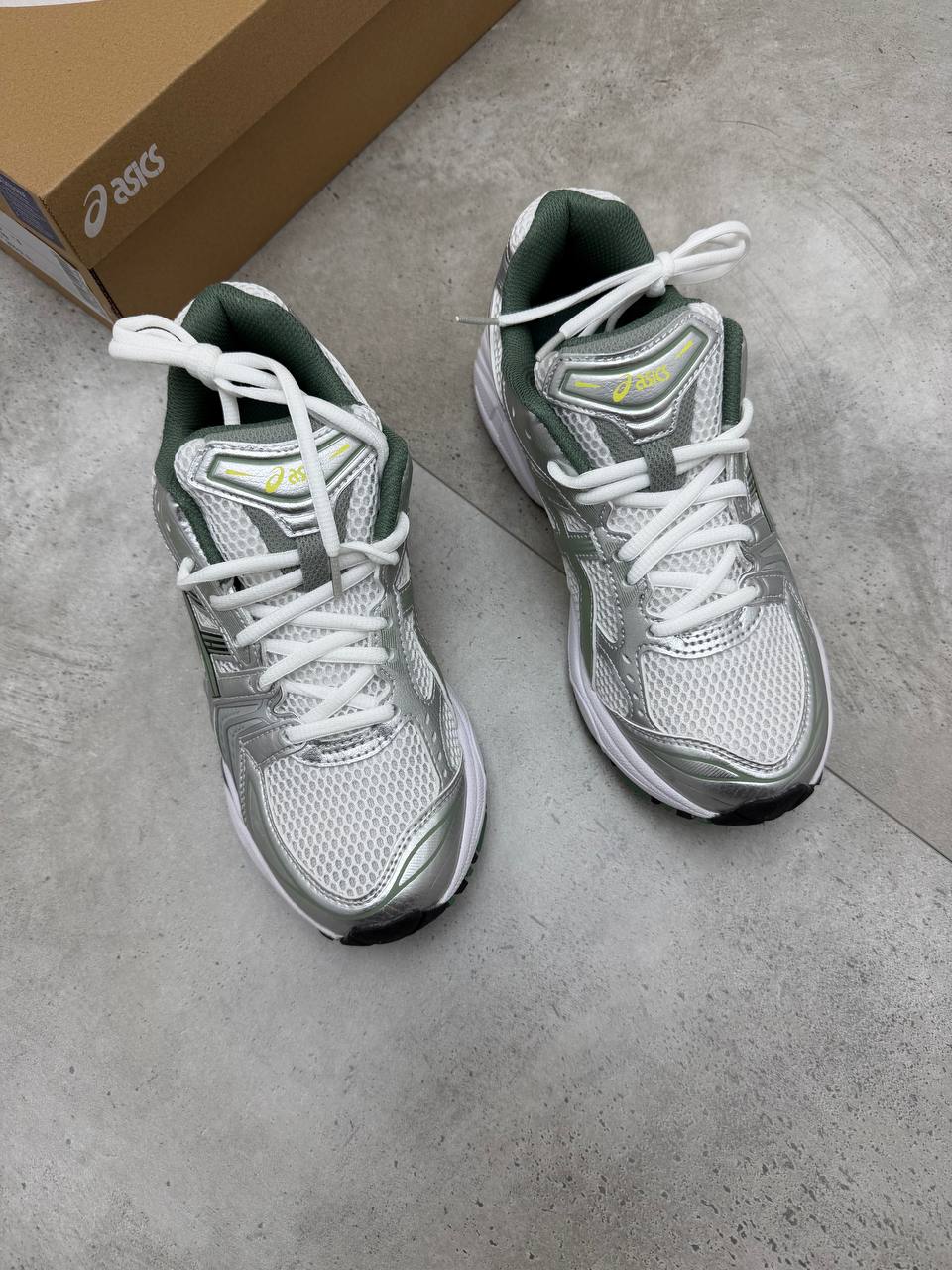 SUPER CLON MENS ASICS COME WITH BOX ETC am0807