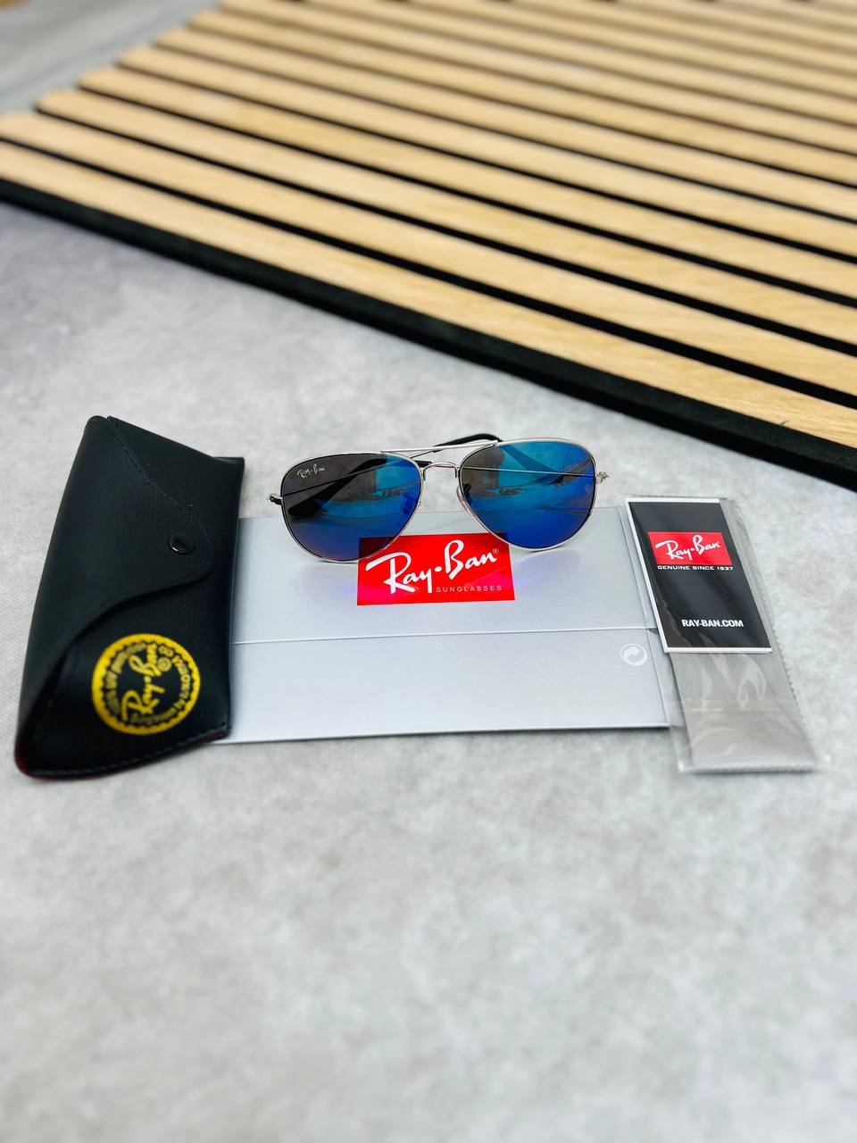 MENS RAYBA SUNGLASSES COME WITH BOX ETC am0304