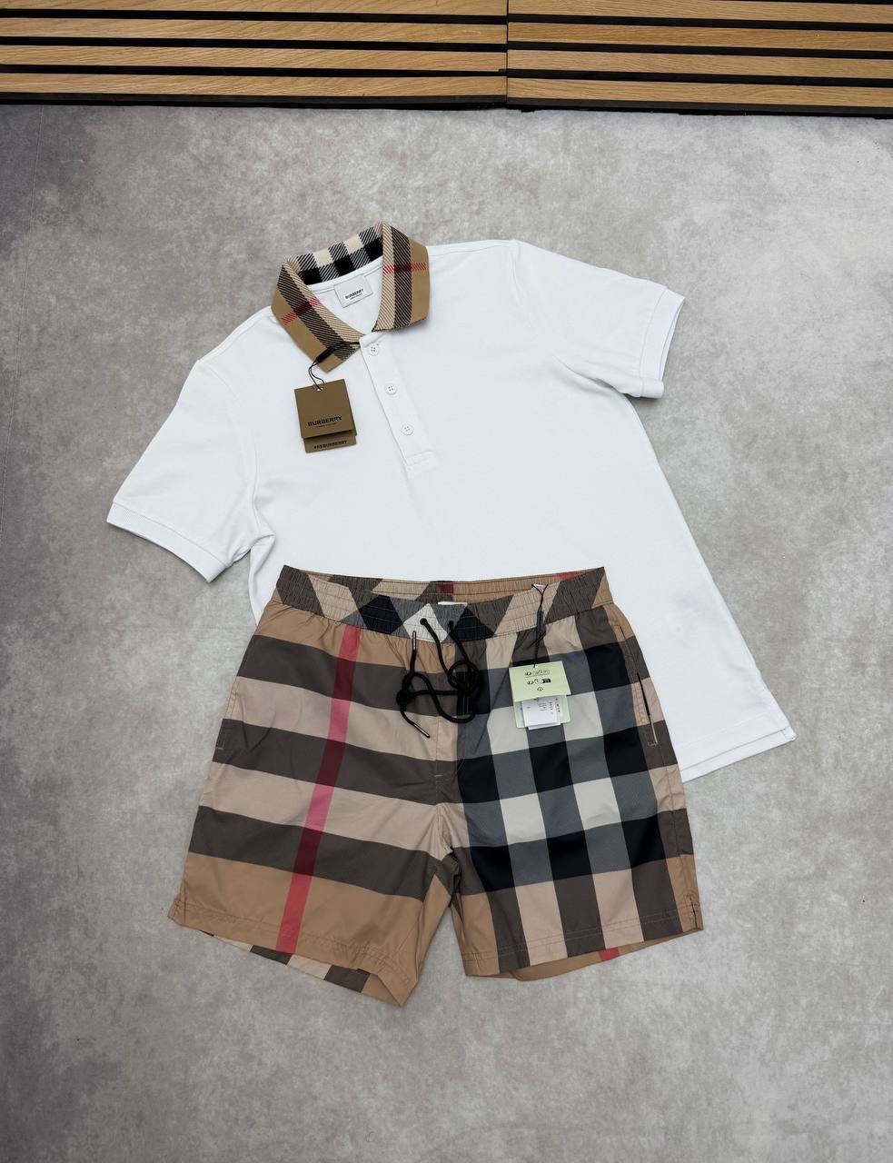 SUPER CLON BURBERR POLO SWIMSHORT SET am0304