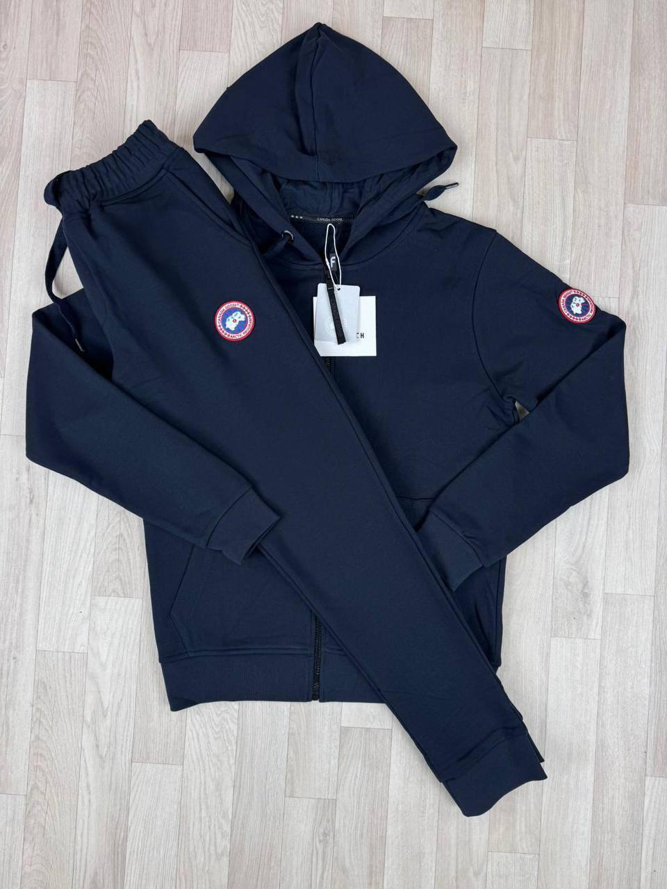 Canad goos tracksuit jj0404