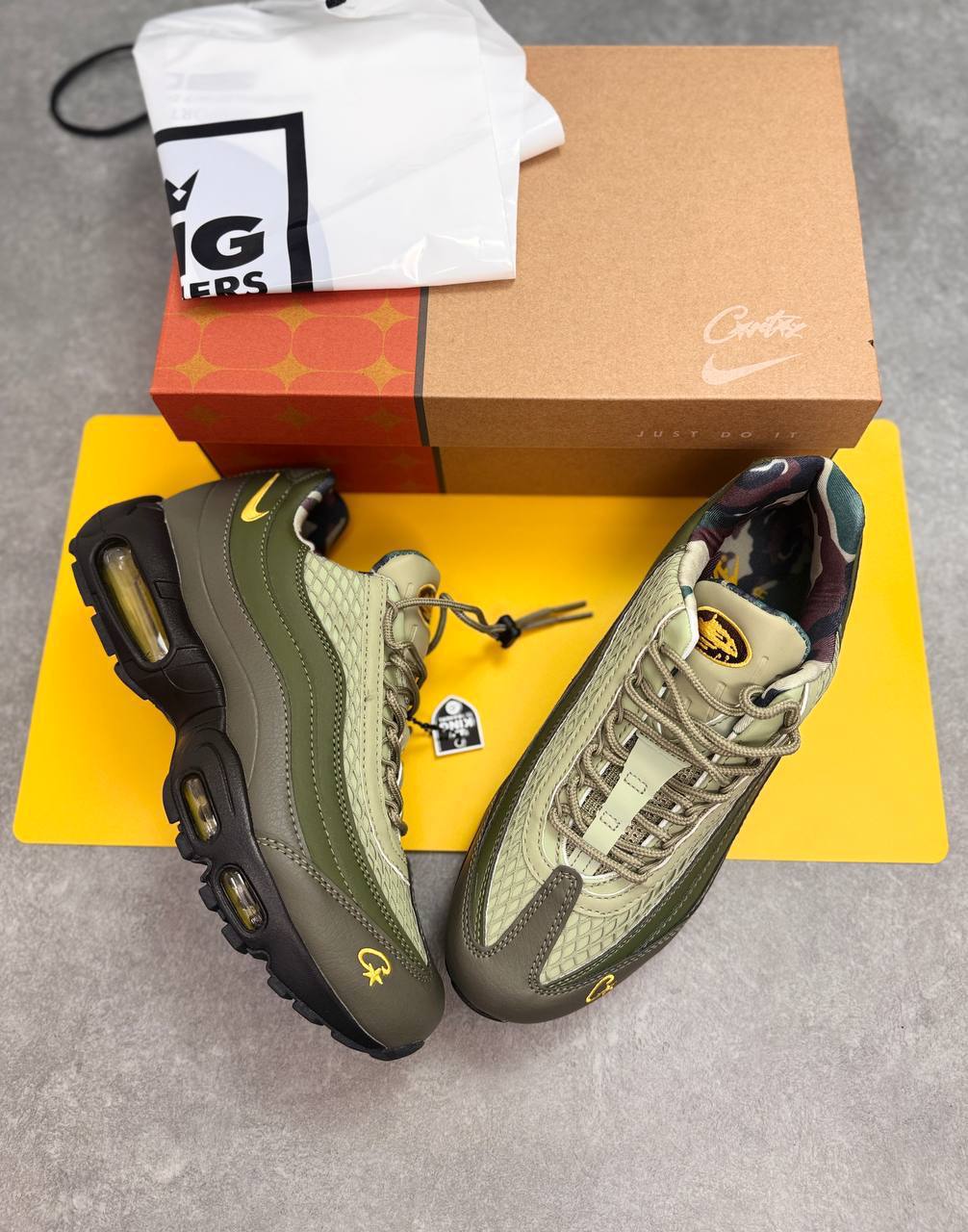 Men’s 95s su2409
