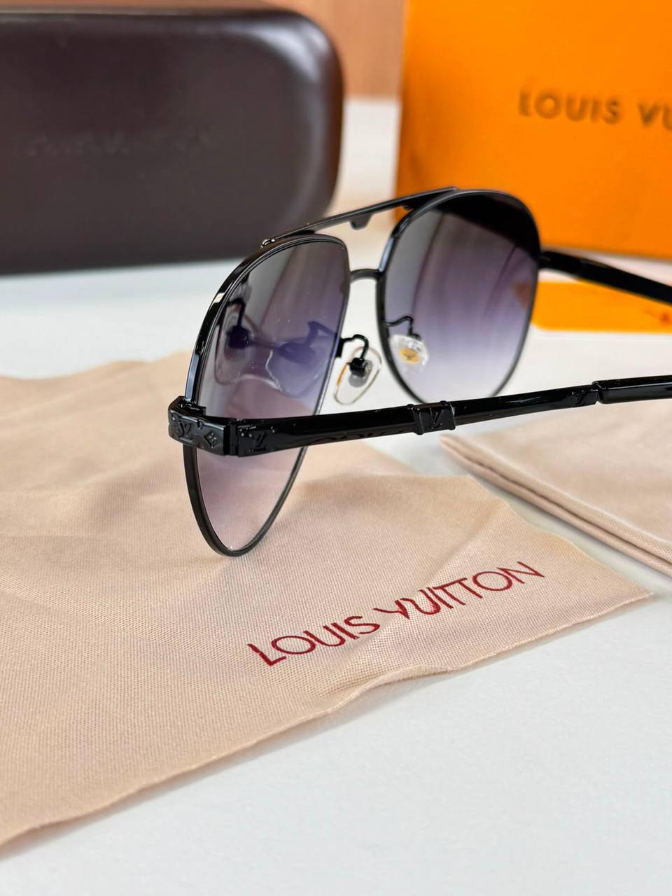Loui vuitt sunglasses jj1607