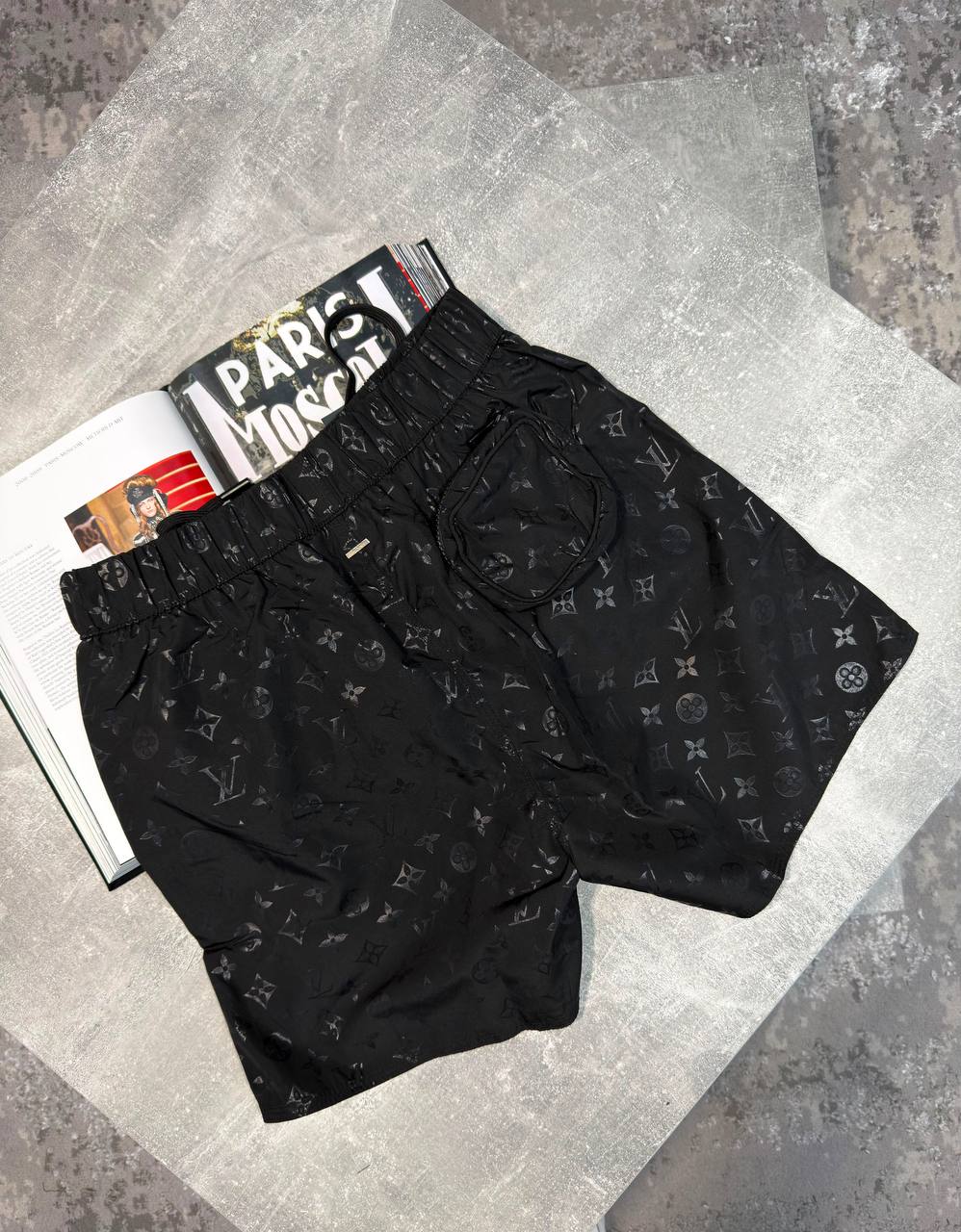 LV Short aj1607