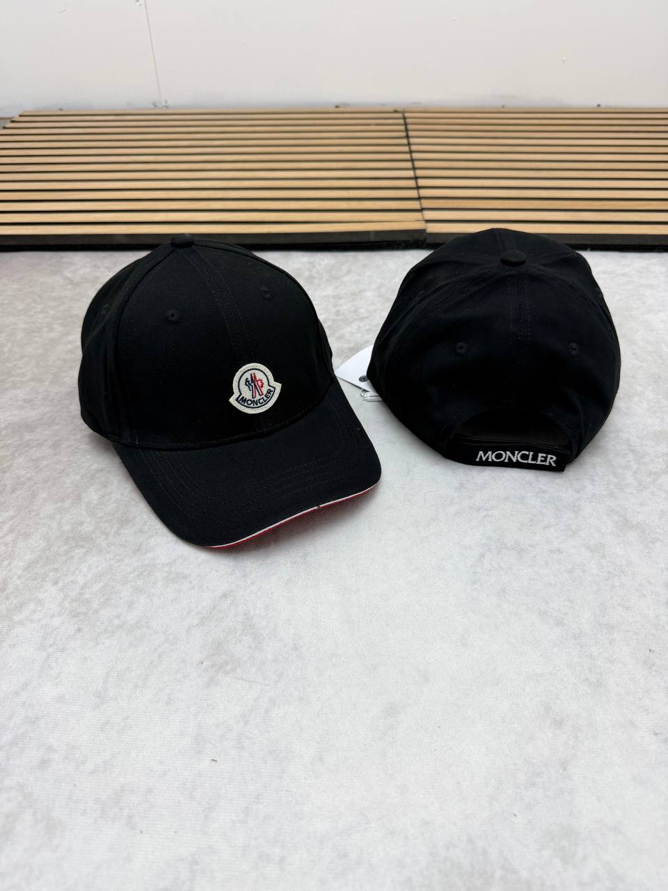 CAPS am0804
