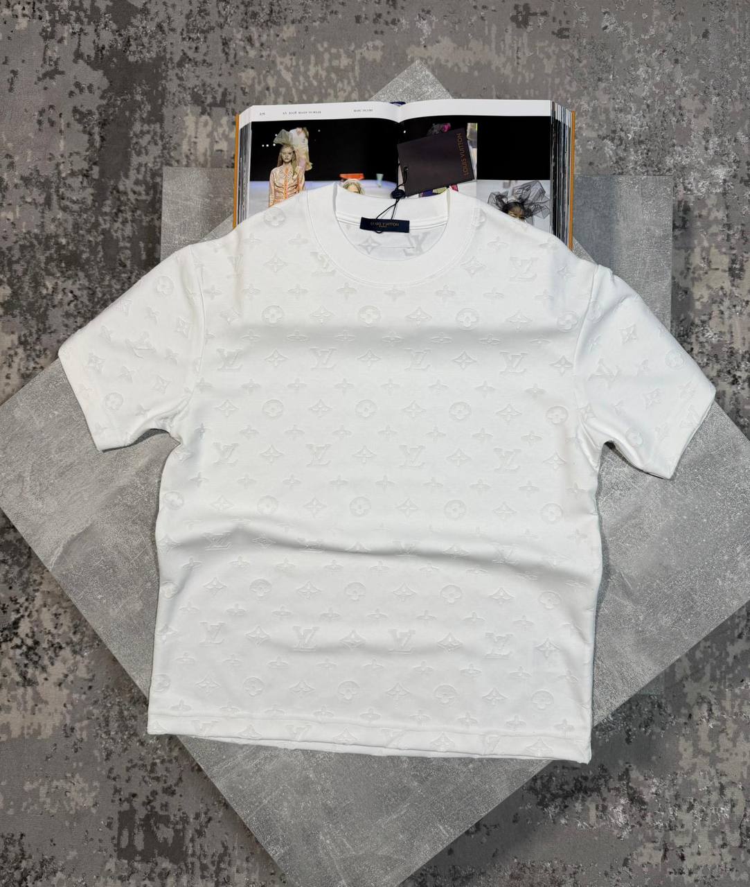 LV Tshirt aj0904