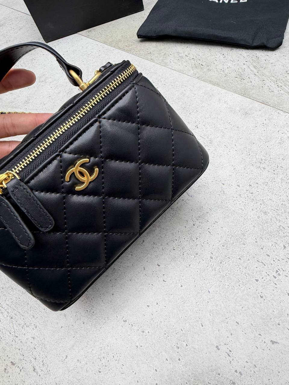 WOMENS CHANE BAG COME WITH BOX ETC am1707