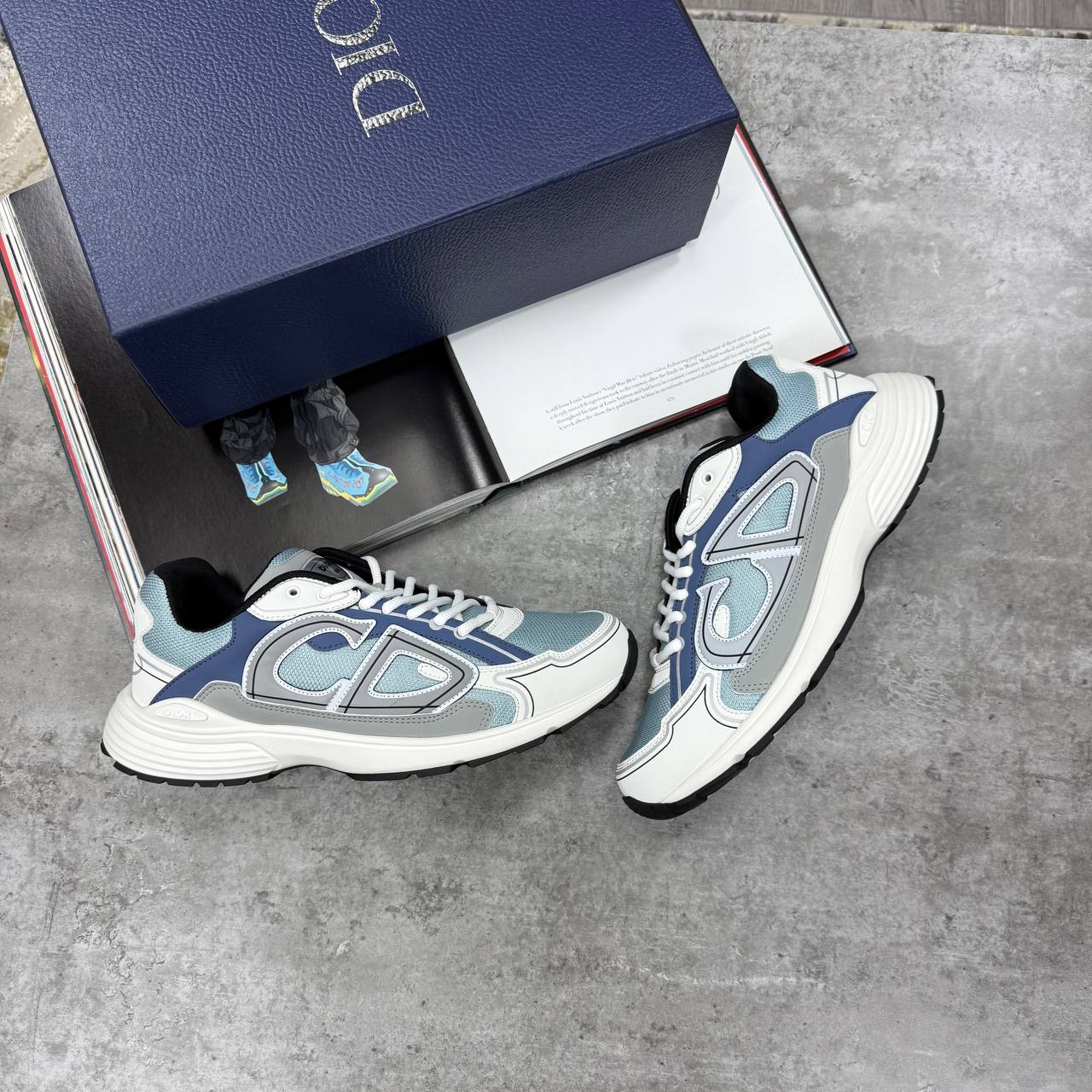 HIGH END  DIO B30 WITH EXTRA LACES AND FULL PACKAGING ETC jay0208