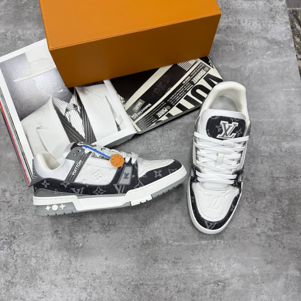 HIGH END LV SNEAKERS TRAINERS WITH FULL PACKAGING ETC jay0208