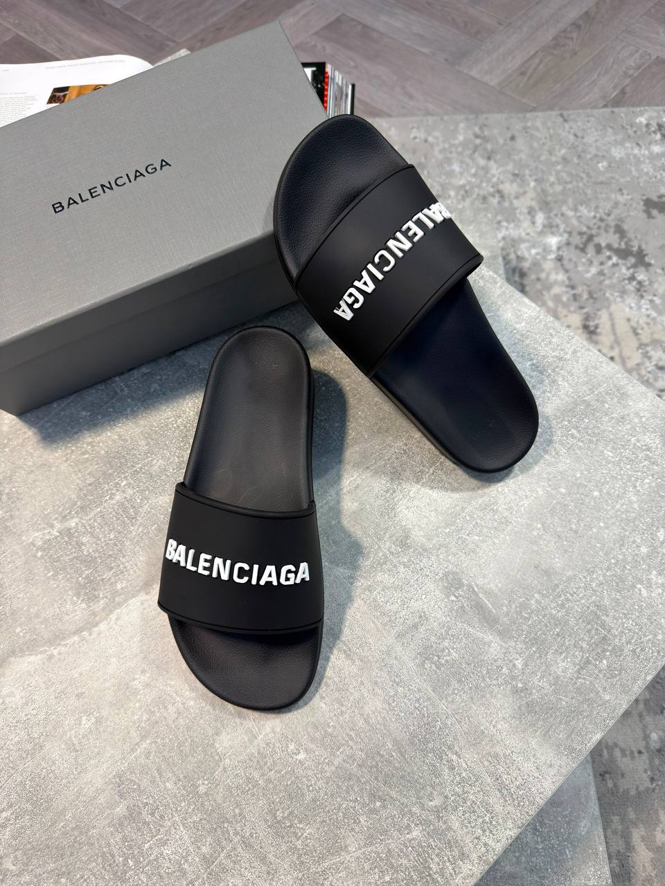 Superclon Balenciag sliders aj2207