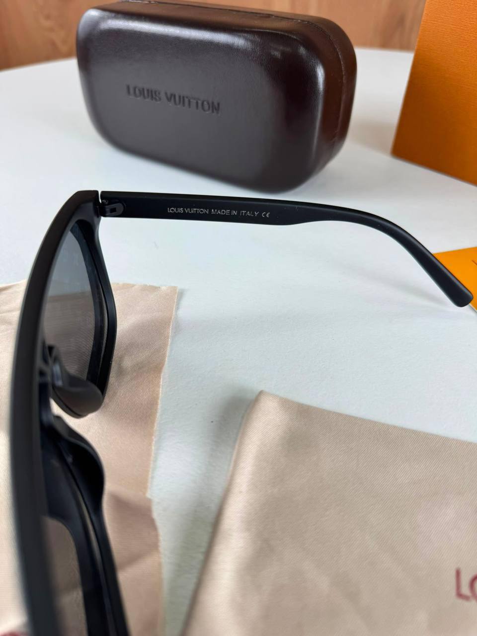 Loui vuitto sunglasses jj2407