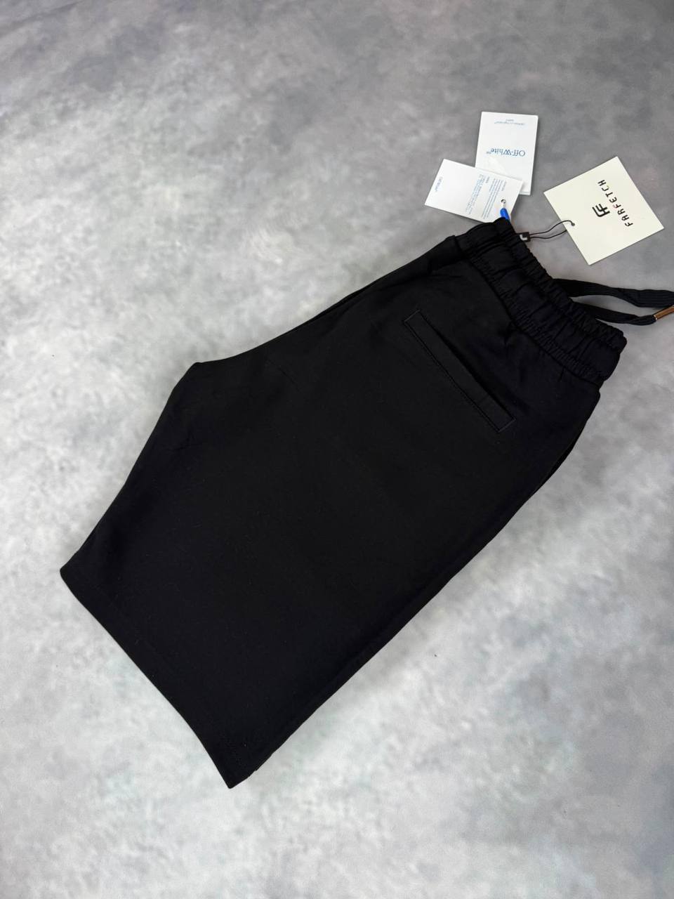 Off-white cotton shorts jj2507