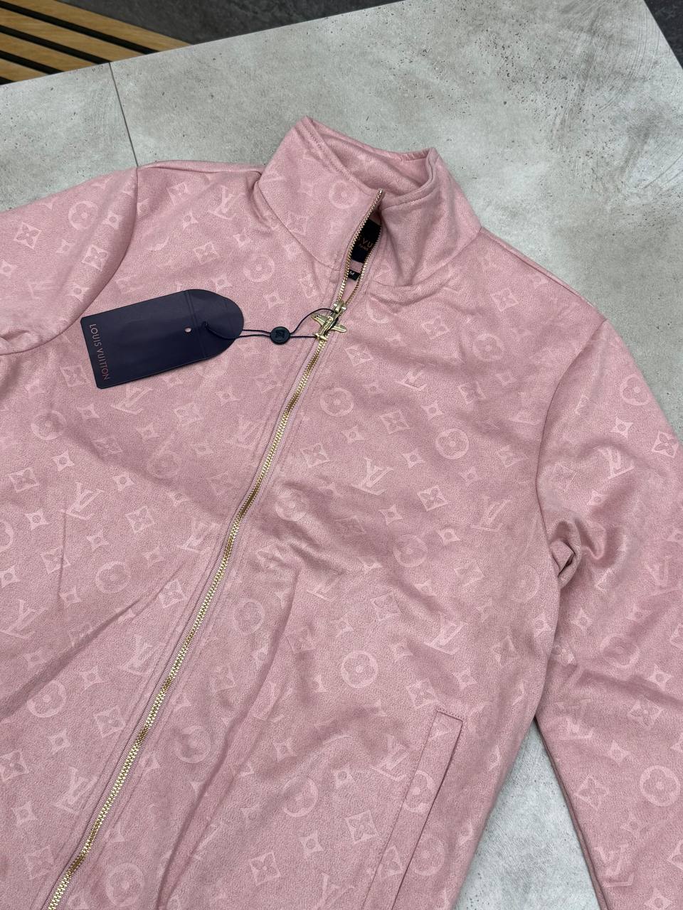 LV VELVET LITE JACKET am2707