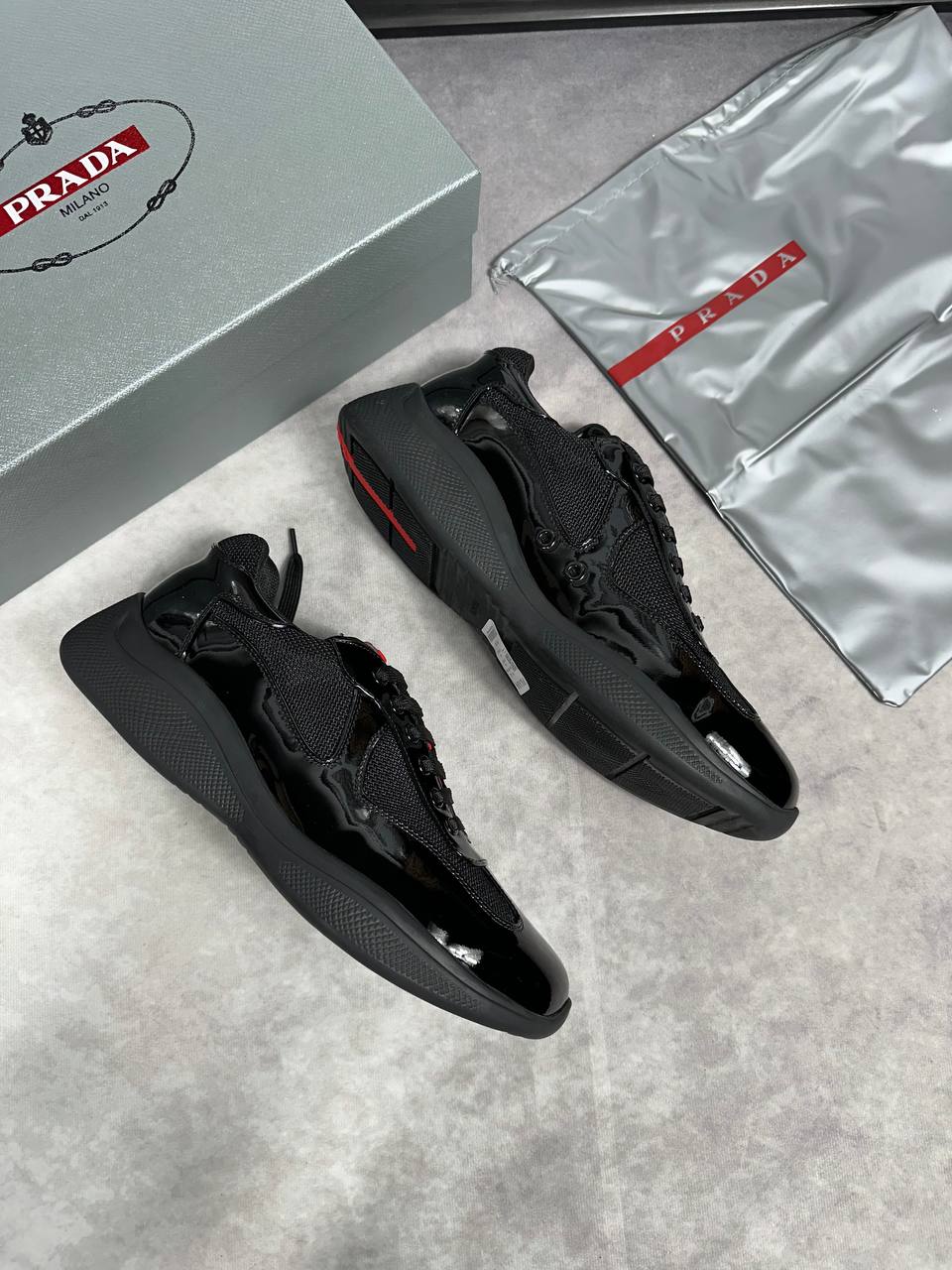 SUPER CLI PRADI TRAINERS COME WITH BOX ETC am0810