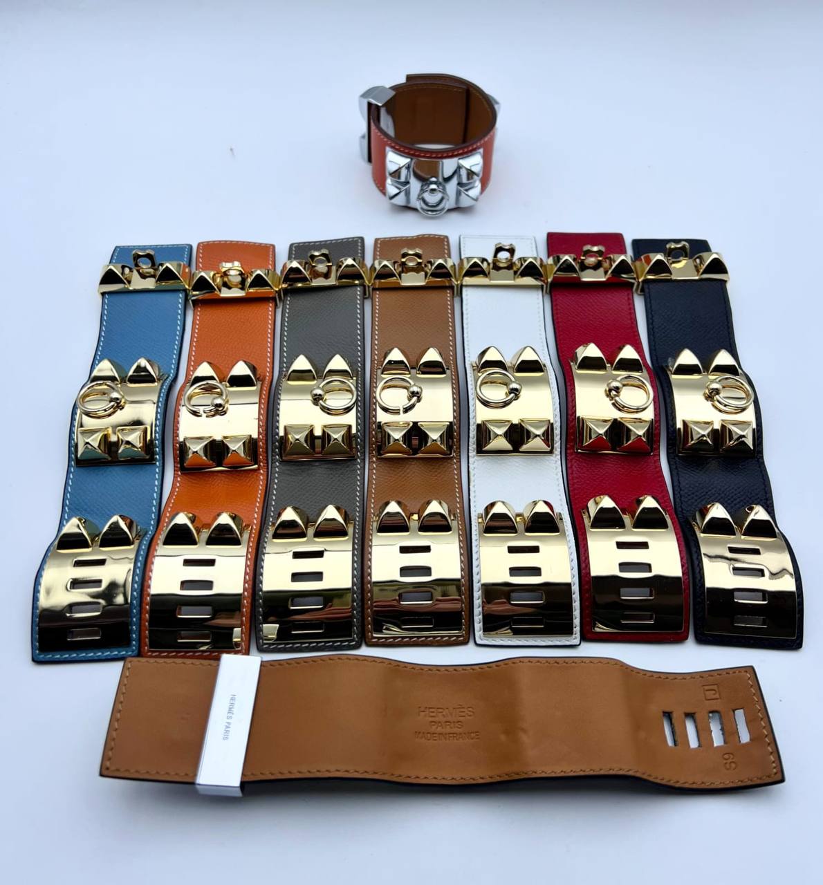 Hemes braclet with box and carrier bag