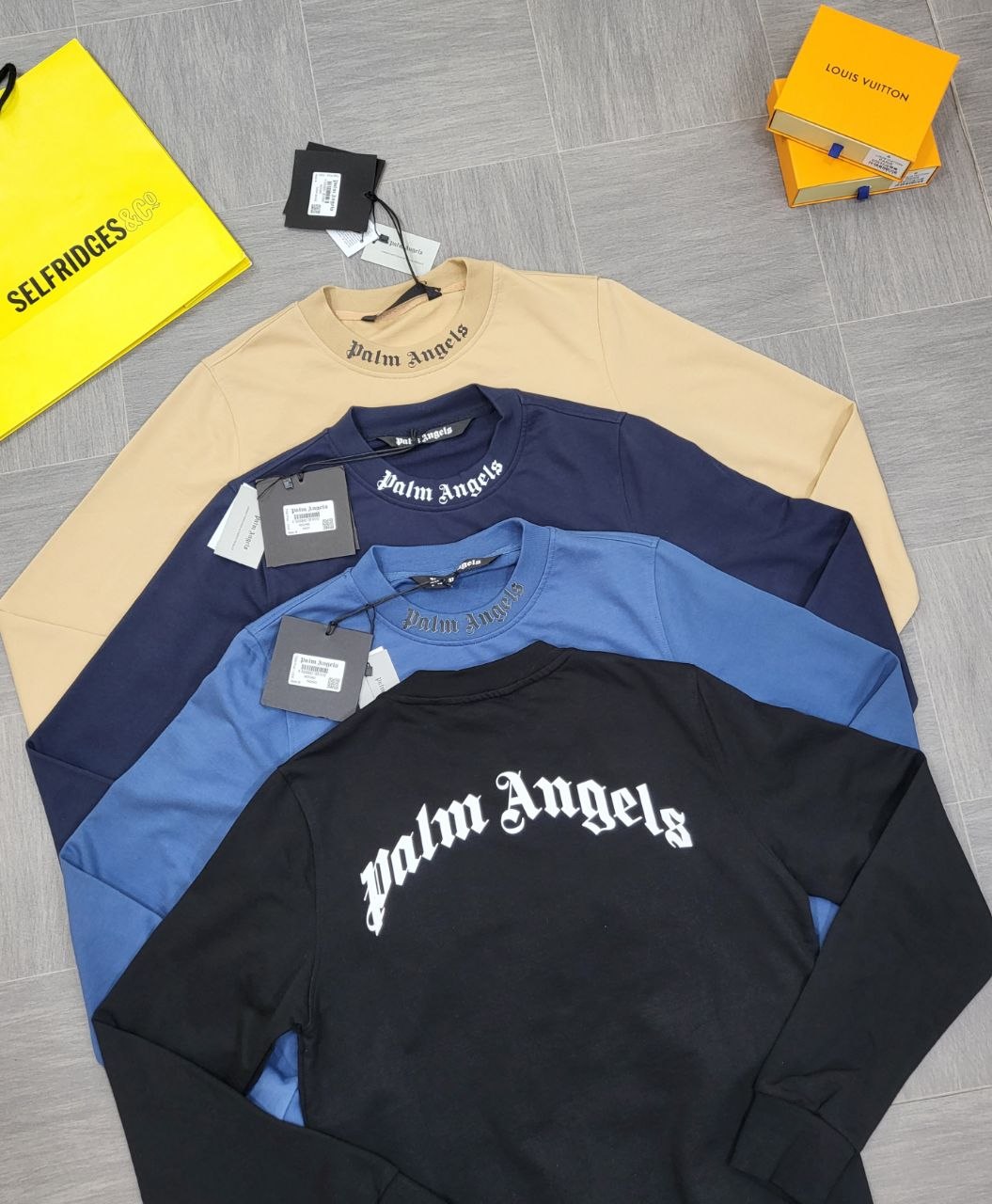 QUALITY PAL ANGELS JUMPER ak2907