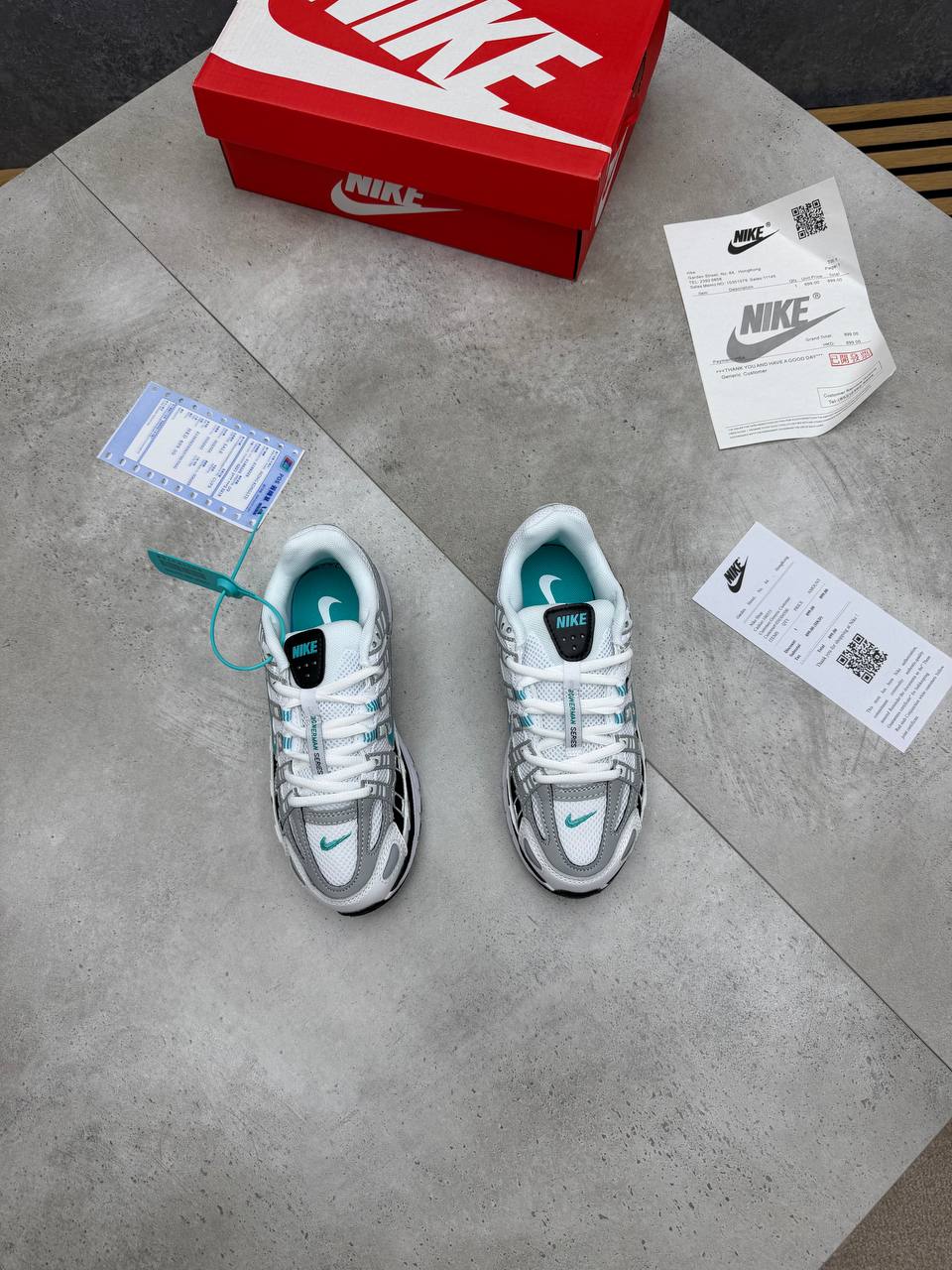 WOMENS NIK P6000 COME WITH BOX ETC am2907