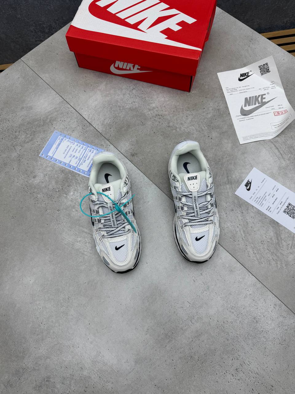 WOMENS NIK P6000 COME WITH BOX ETC am2907