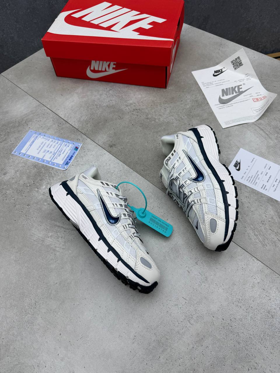 WOMENS NIK P6000 COME WITH BOX ETC am2907