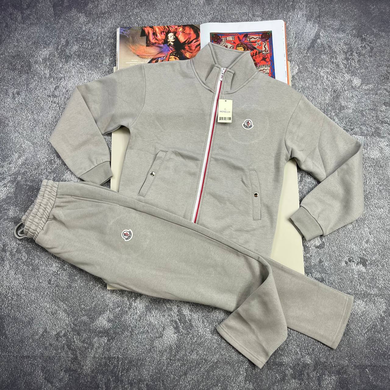Moncle tracksuit sa3007