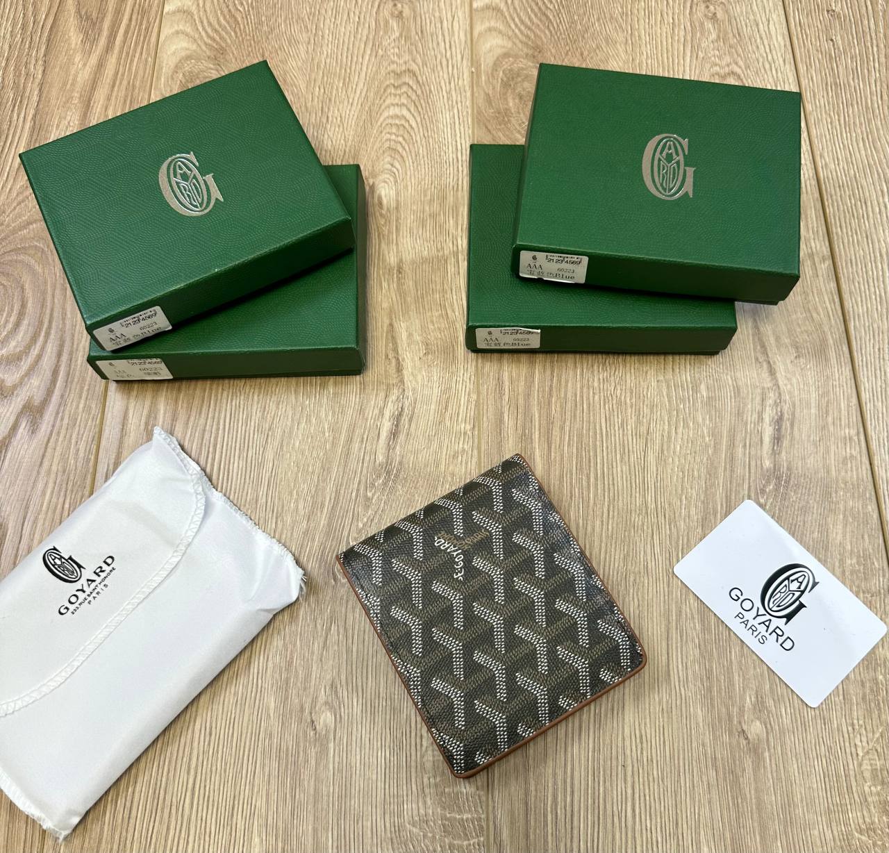 Goyar men’s Wallet Comes with boxes to0208