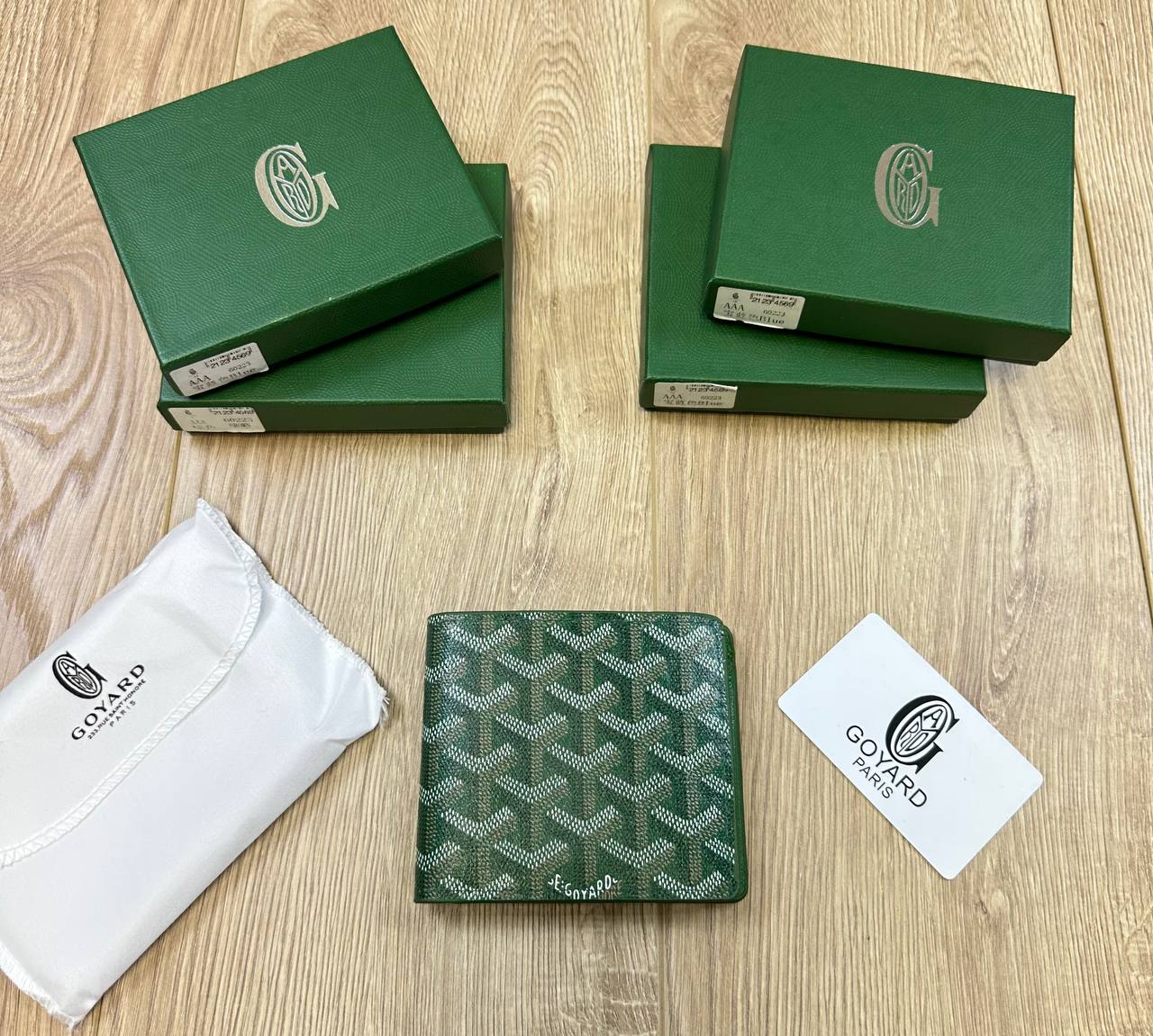Goyar men’s Wallet Comes with boxes to0208