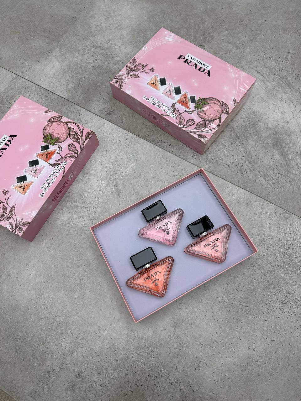 PRAD  PERFUME SET COME WITH BOX am0308