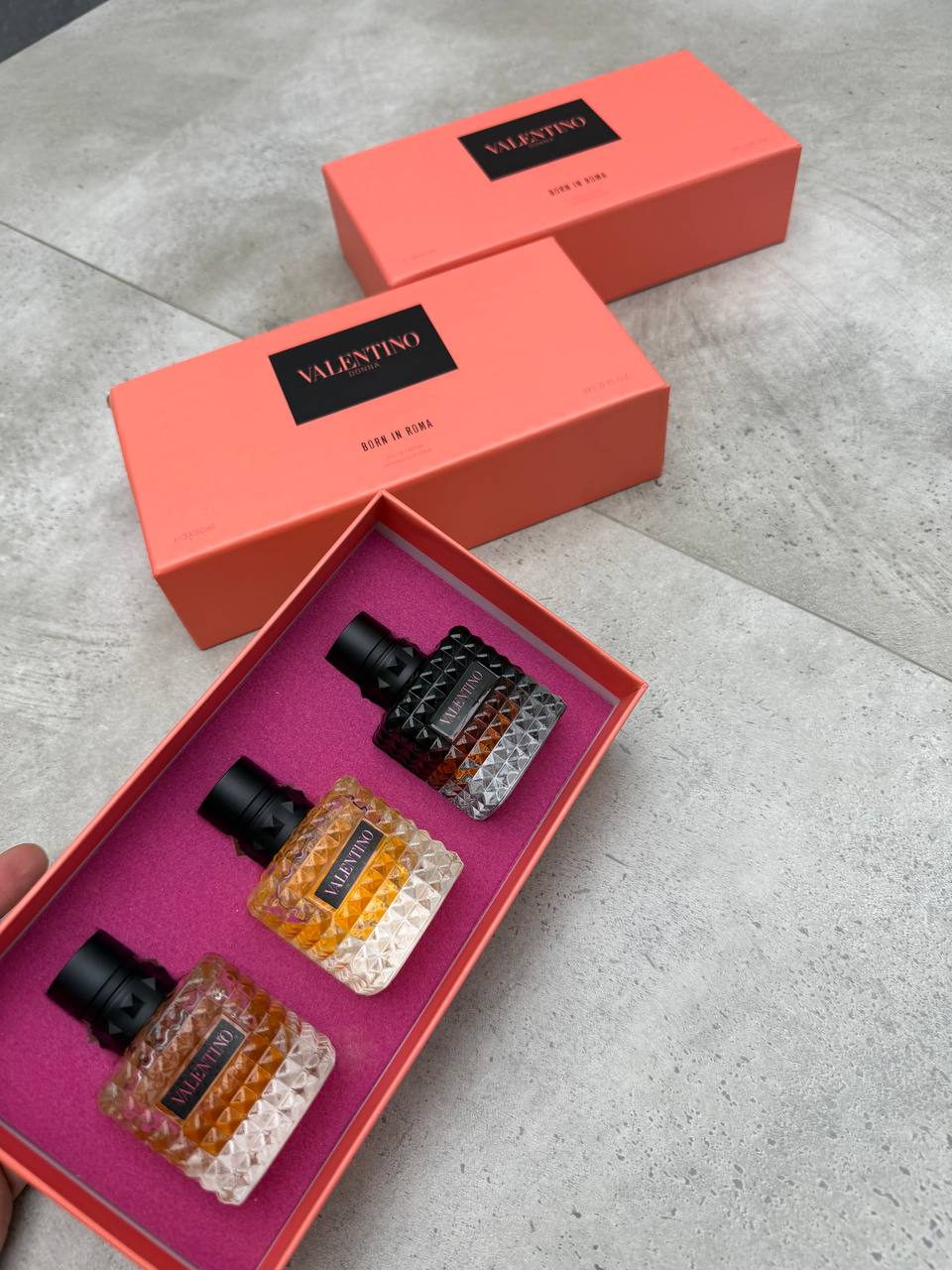 VALENTIN PERFUME SET COME WITH BOX am0308
