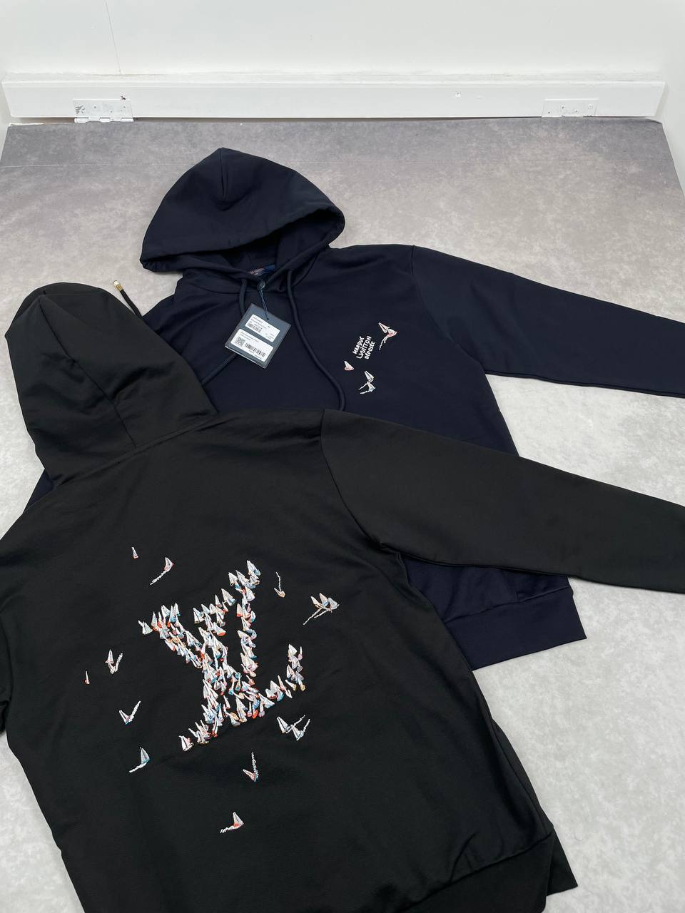 SUPER CLON HEAVY FABRIC  LV EMBROIDERY HOODIES to0408