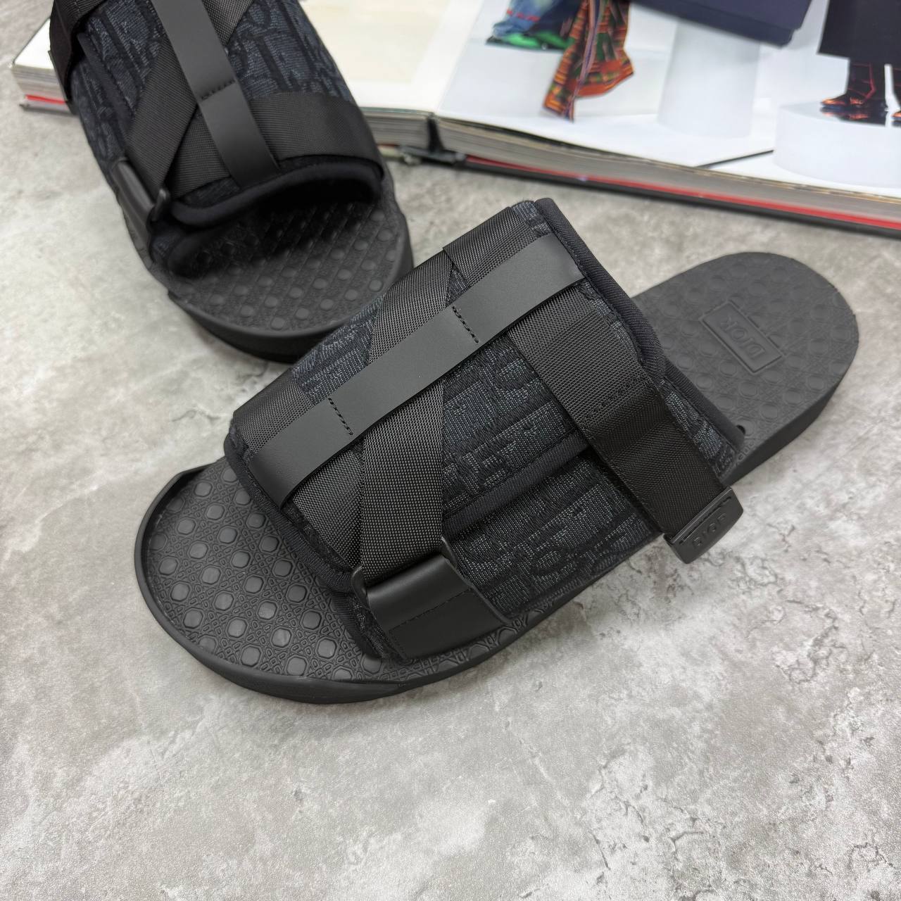 HIGH END DIO ALPH OBLIQUE SANDAL WITH FULL PACKAGING ETC jay0608