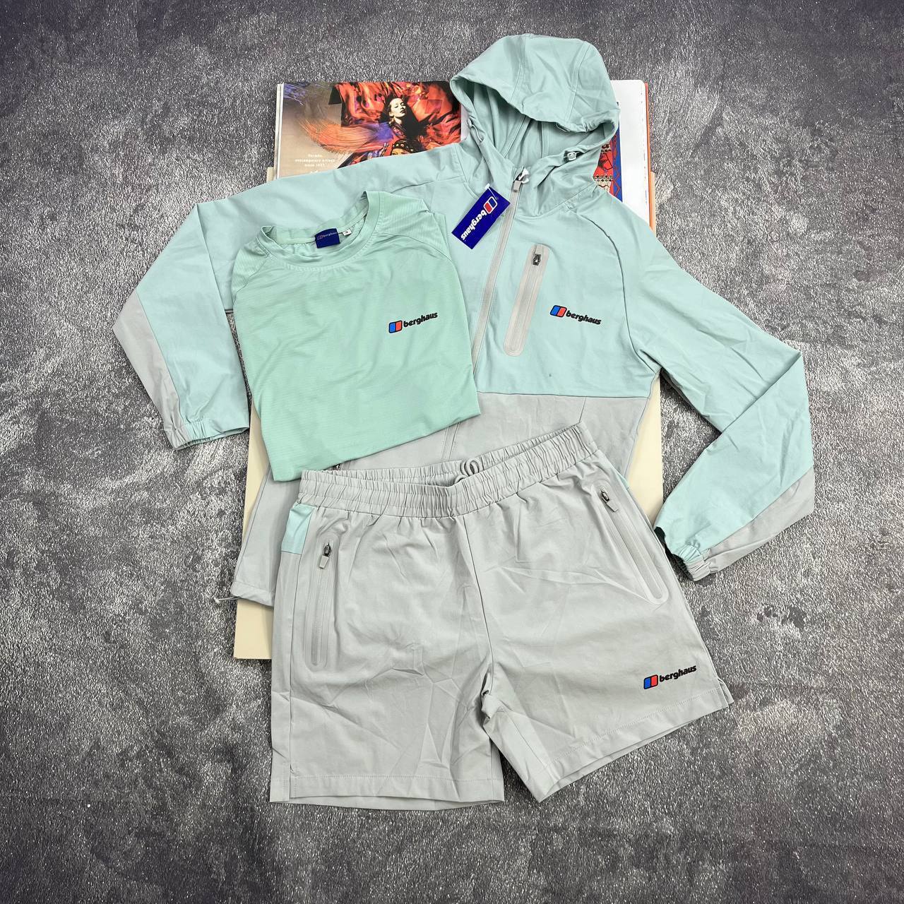 Berghaus tracksuit sa0708