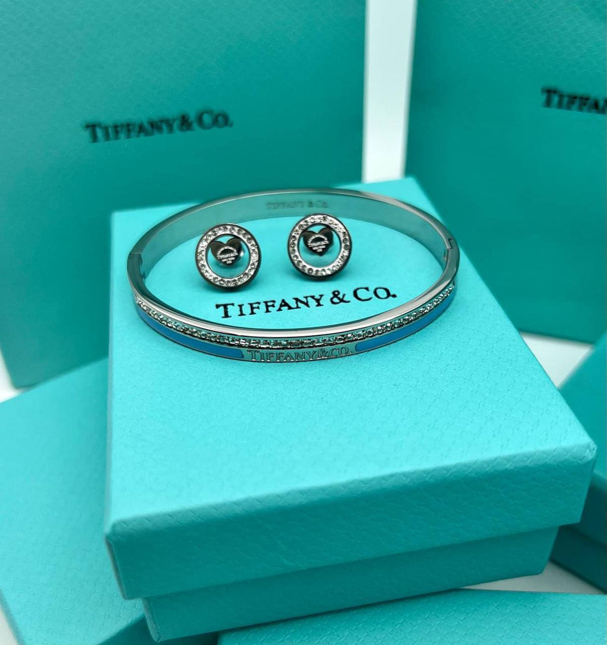 TIFFAN BRACELET AND EARRINGS SET am1208