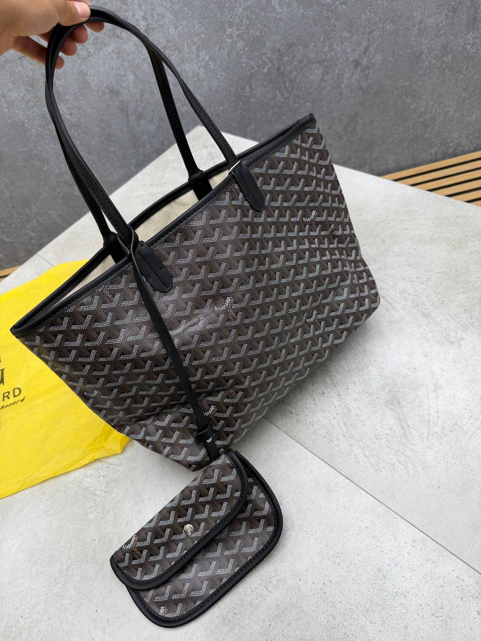 WOMENS GOYAR BAG COME WITH DUST BAG ETC am1408